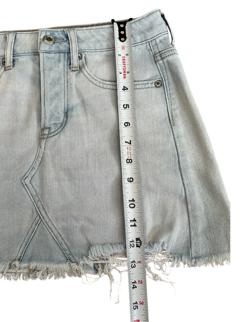American Eagle Denim Jean Mini Skirt Light Wash Distressed Raw Hem Y2K Size 0